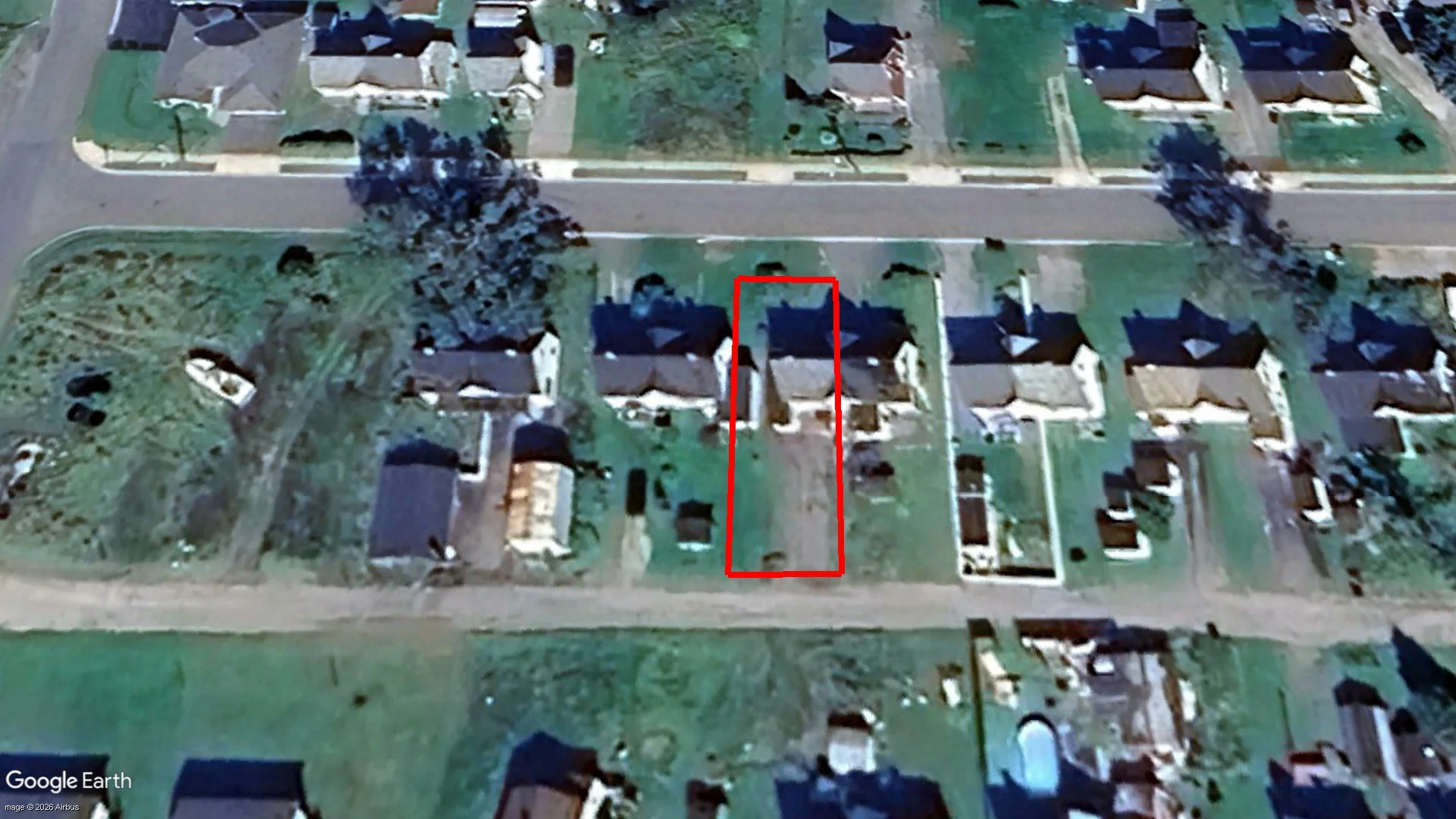 192 MANSFIELD ST LAND BUILDING